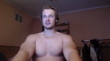 Blondmusclemodel  24-10-2021